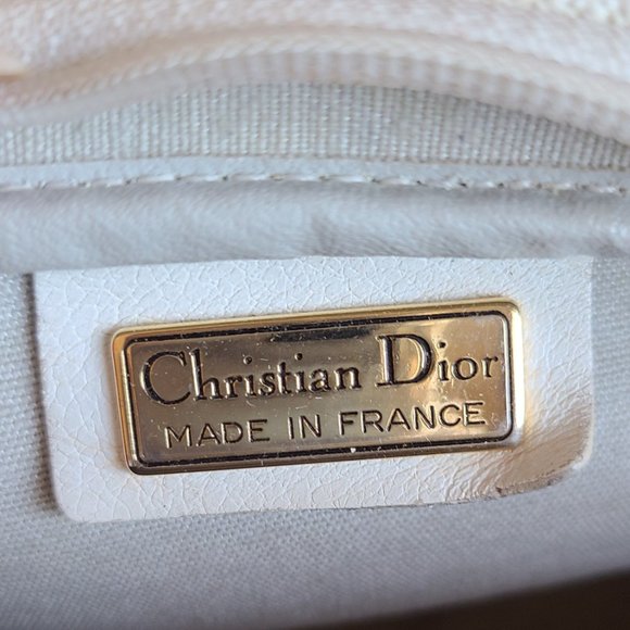 **SOLD** AUTHENTIC VINTAGE   "CHRISTIAN DIOR" CROSSBODY BAG - Picture 2 of 6